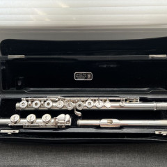 Silver Haynes Handmade flute,