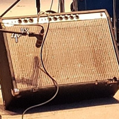 Fender Vibrolux amp,
